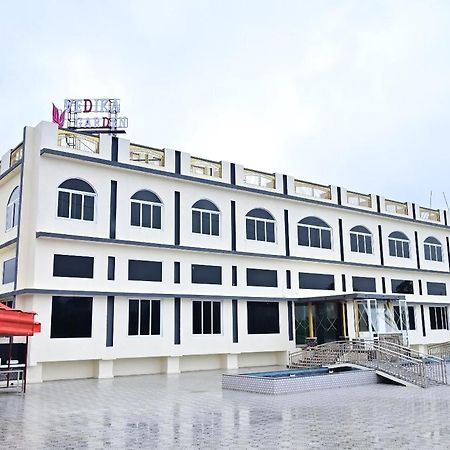 Hotel Vedika Garden Āmbavna Exteriér fotografie